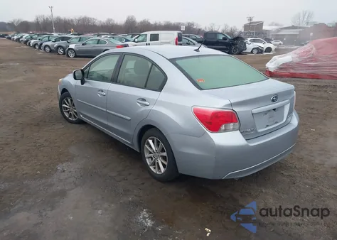2013 Subaru Impreza 2.0I Premium z USA, uszkodzony, nr VIN JF1GJAC62DH021818